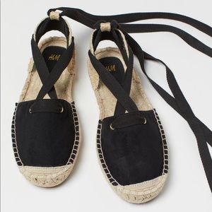 H&M Espadrilles with Lacing in black size US 8 / EUR 39